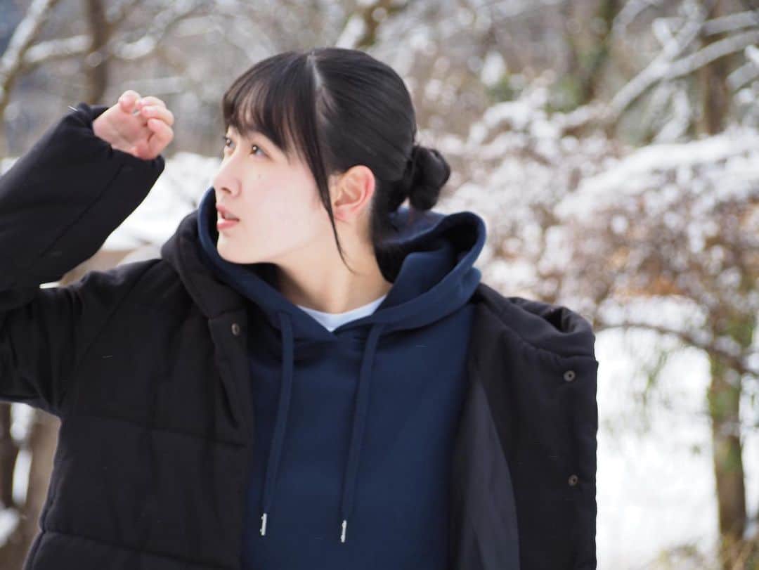 久保咲玖良さんのインスタグラム写真 - (久保咲玖良Instagram)「雪が降りました！！  #雪 #雪景色 #snow #photo #olympuspenelp9」2月18日 12時37分 - sakura__4141