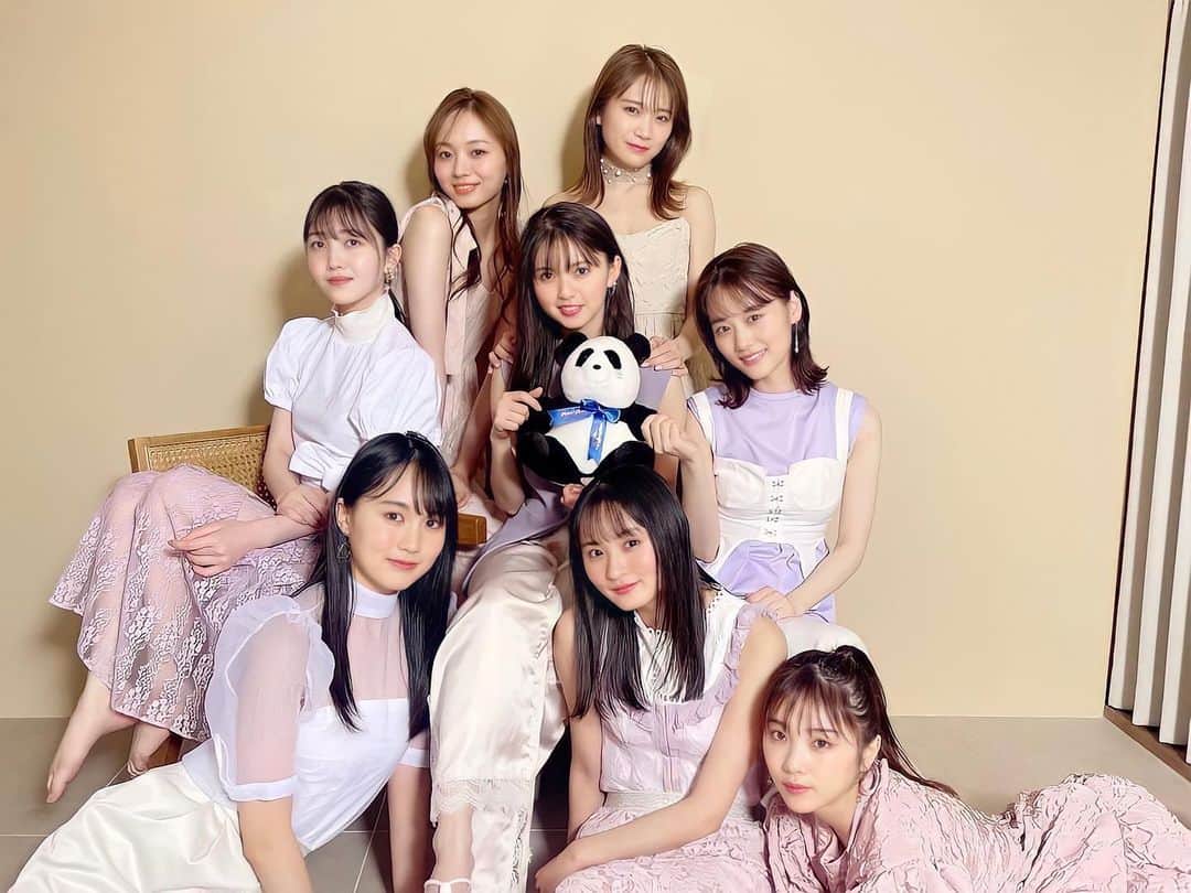 久保史緒里ファンアカウントのインスタグラム：「みんな本当に強い。 #乃木坂46 #久保史緒里 #久保ちゃん #毎日久保史緒里 #久保ちゃん白すぎ可愛すぎ  #久保史緒里さんしか #毎日がkuboshioriday  #秋元真夏 #齋藤飛鳥 #梅澤美波 #山下美月 #与田祐希 #遠藤さくら #賀喜遥香 #anan」