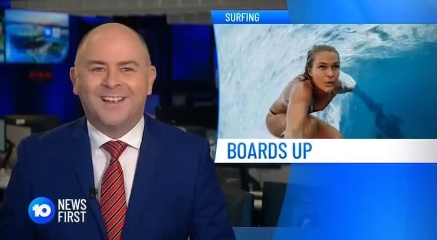 フェリシティー・パルマティアーのインスタグラム：「Tomorrow’s the day that we try and break a World Record and raise money for a great cause ❤️  All money raised from @boards_up goes to @solaris_cancer_care which provide complementary therapies to cancer patients and their primary carers.  This is something that is close to my heart as my Dad was diagnosed just under two years ago.   If you haven’t got a ticket yet you can click the link in my bio to get your hands on one!   Hope to see you guys down there, it’s going to be pretty epic! x」