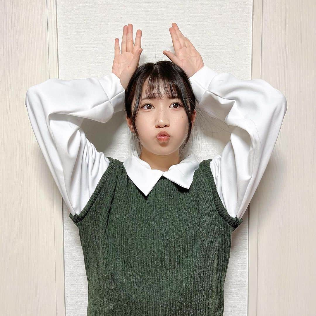 加藤一華のインスタグラム：「. 27歳になっちゃったよ🐰  ファンの子からいただいた お洋服早速着ました👗💫  ありがとう🐇🤍  #ootd」