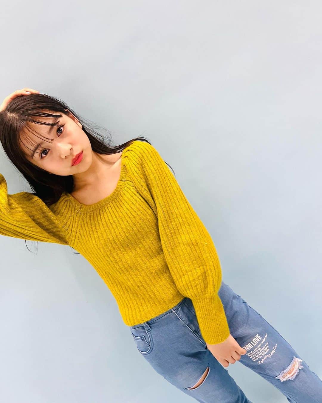 ニコ☆プチのインスタグラム：「🌻💜  4月号おたのしみに‼︎✌️✨  #有坂心花」