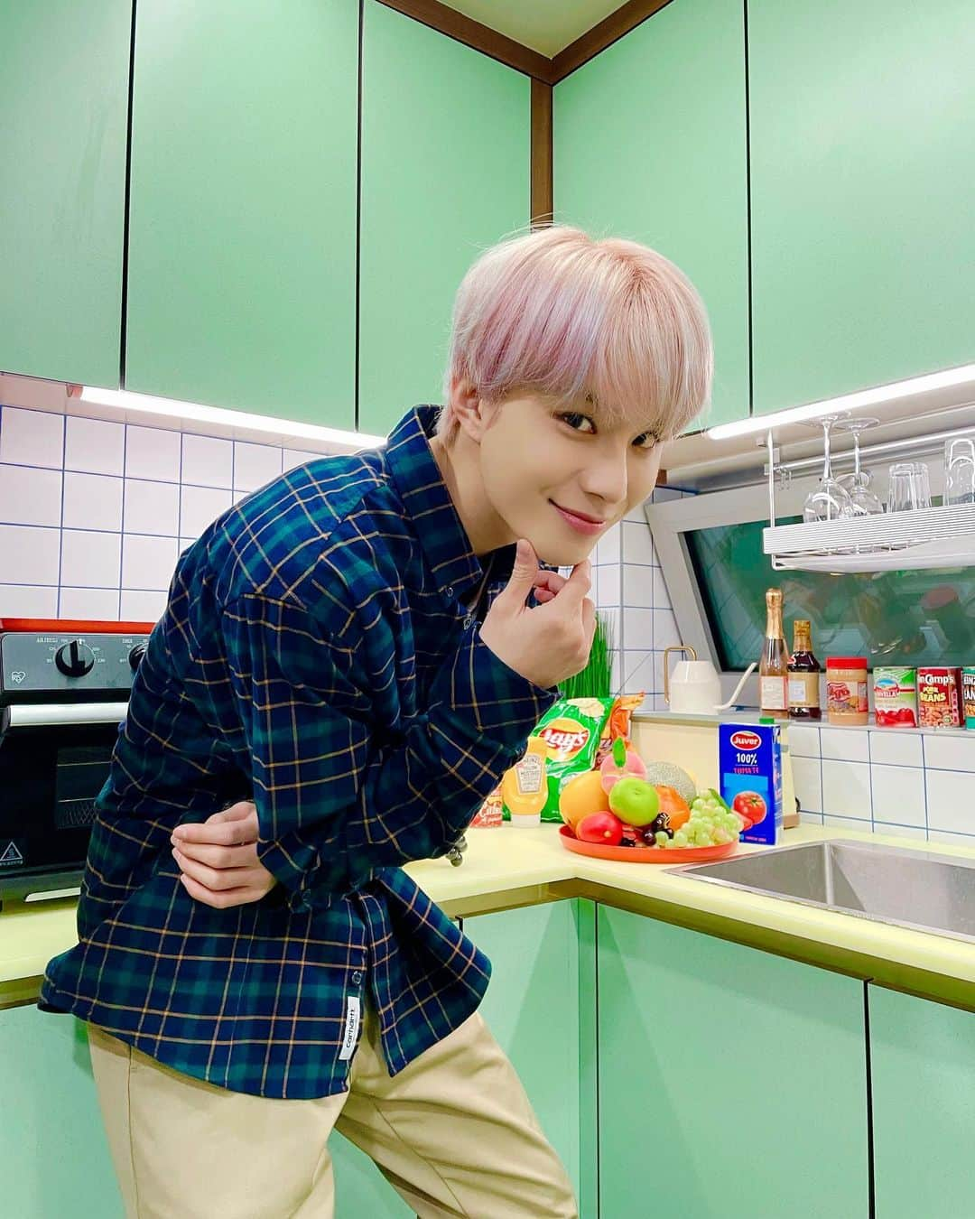 NCT 127さんのインスタグラム写真 - (NCT 127Instagram)「🍇🐶🍏  #JUNGWOO #정우  #NCT127 #NEOCITY #NEOCITY_THE_LINK #NCT127_NEOCITY_THE_LINK #THE_LINK_LOG」2月19日 18時59分 - nct127