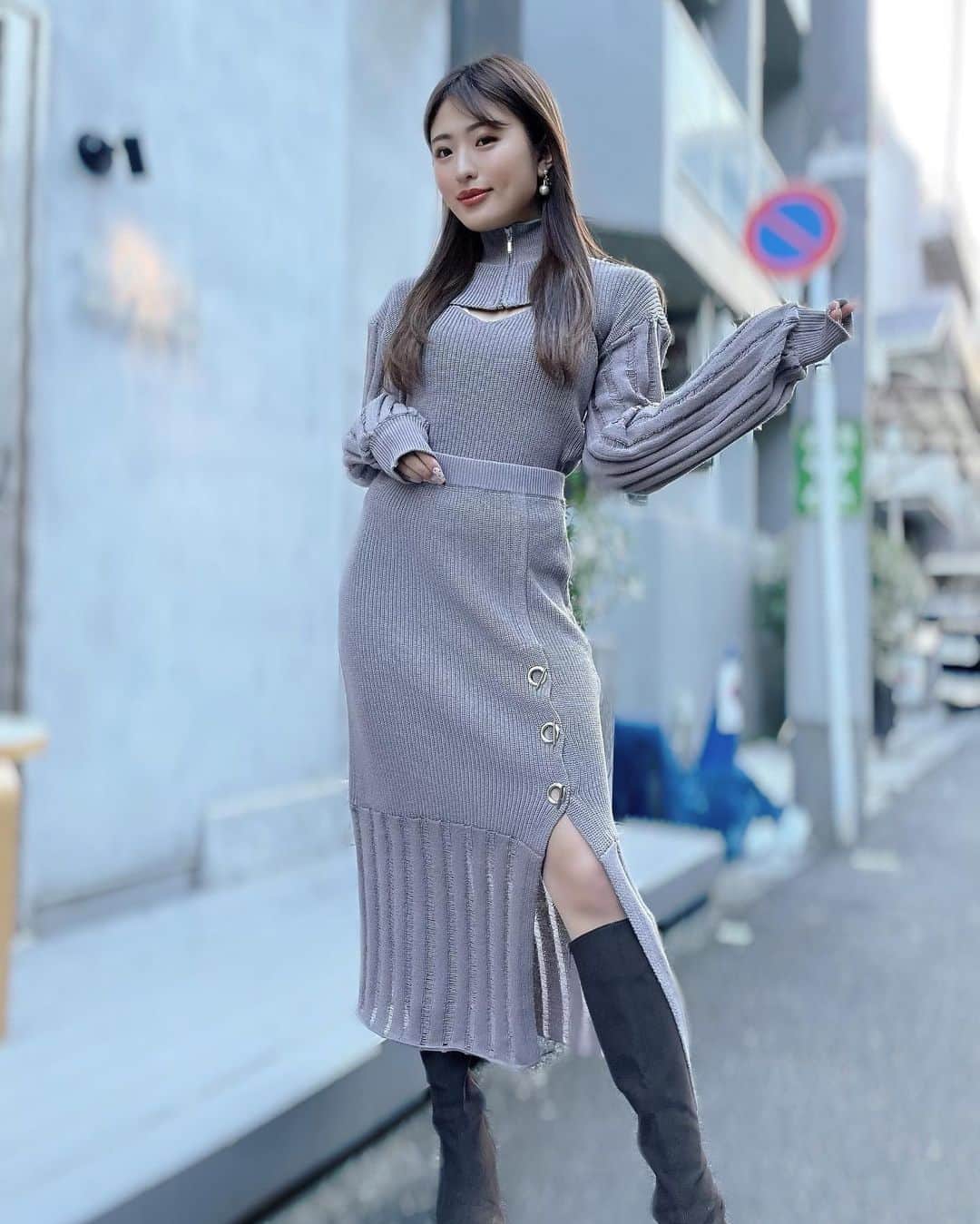 MIYABIのインスタグラム：「昨日は　@lilose_official のPOPUPに行ってきました🌹✨  このsetup色もデザインも、とってもタイプだったなぁ👗🧡 本日までなので是非に💋  素敵な休日をお過ごしください🐣」