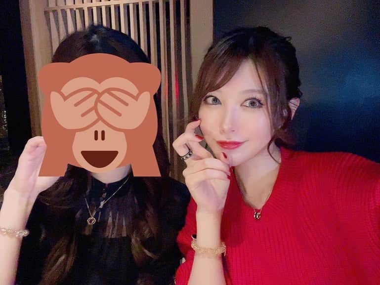相沢みなみさんのインスタグラム写真 - (相沢みなみInstagram)「親友ちゃんと少し遅めの VALENTINE DINNER🍽❤️ . 何かあればすーぐアンドセレナ行ってます🤍 本当に誰と行っても感動してくれる✨ それくらい美味しいの🍽 これからもお世話になります💭 . valentine dinner w/ my BFF <3 . 我和朋友去吃了情人节晚餐🌹 . #バレンタイン #valentine  #バレンタインディナー #valentinedinner  . #広尾 #広尾グルメ #広尾ディナー  #会員制 #会員制レストラン  #広尾アンドセレナ #広尾サロンセレナ  #会員制バー #住所非公開 #hiroo #hiroodinner  . #相沢みなみ  #minamiaizawa #相澤南」2月19日 19時51分 - epoint2016