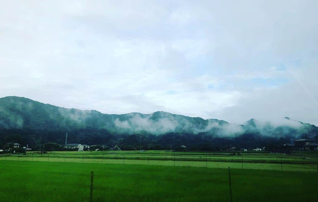 kokiさんのインスタグラム写真 - (kokiInstagram)「昨日公開した牛首村、ご覧になって頂きましたか？ 寒さが厳しいですが、是非足を運んで頂きたいです！ 牛首村の撮影中に撮った様々な景色です😊 また皆様に色々シェアさせて下さいね☺️」2月19日 15時37分 - koki