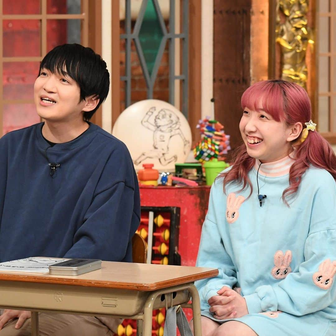 テレビ朝日「しくじり先生 俺みたいになるな!!」さんのインスタグラム写真 - (テレビ朝日「しくじり先生 俺みたいになるな!!」Instagram)「次世代ラジオ攻略講座📻  YouTube限定企画✨ 「しくじり学園お笑い予備校」 新作を配信中です😆  今回はキュウ、パーパーがサンプラーを使ってラジオパーソナリティに挑戦‼️  通常のトークにサンプラーを加えると、どんなトークに進化するのか⁉️  しくじり先生公式YouTubeでぜひチェックしてみてくださいね🙌  #テレビ朝日 #テレ朝 #アベマ #ABEMA #しくじり先生 #しくじり #バラエティ #YouTube #お笑い研究部 #お笑い予備校 #アルコアンドピース #アルピー #平子祐希 #酒井健太 #キュウ #清水誠 #ぴろ #パーパー #ほしのディスコ #あいなぷぅ #ラジオ #サンプラー #ラジオ好きな人と繋がりたい #ラジオ好き #ラジオ番組 #パーソナリティ #芸人 #お笑い #お笑い芸人 #コンビ」2月19日 16時01分 - shikujiri_official