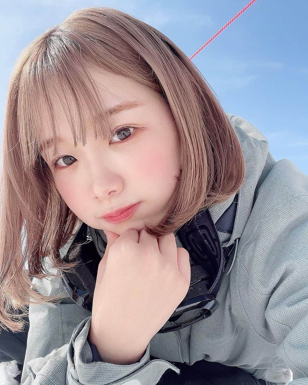 美女美容事情さんのインスタグラム写真 - (美女美容事情Instagram)「《金髪ショート美女😊💖》⁠⠀ *⠀⠀⠀⠀⠀⠀⁠⠀⁠⠀⁠⠀⁠⠀⁠⠀ 今回ご紹介させて頂きますのは!!👀❤️⁠⠀⁠⠀⁠⠀⁠⠀⁠⠀ きりまるさん<@kirimaruuu> の素敵なお写真📸⠀⁠⠀⁠⠀⁠⠀ *⠀⁠⠀ 透明感があり可愛いですね❄️✨⠀ こんな美女とスノボー行きたいですね❤️⠀⠀⠀⁠⠀⁠⠀⁠⠀⁠⠀⁠⠀ *⠀⁠⠀⁠⠀⁠⠀⁠⠀⁠⠀ きりまるさん<@kirimaruuu> 素敵な投稿をありがとうございました☺️📸✨⠀⁠⠀ きりまるさんのアカウントには他にも素晴らしい投稿が沢山ありますので是非覗いてみてくださいね💁‍♀️💙⁠ ⁠⠀ ⠀⠀⁠⠀⁠⠀⁠⠀⁠⠀ △▼△▼△▼△▼△▼△▼△▼△▼△▼ ⁠⠀⁠⠀⁠⠀⁠⠀ ❤️🧡💛「ビジョビ (美女美容事情)」💚💙💜⠀⠀⠀⠀⠀⠀⠀⠀⠀⠀⠀⠀⠀⠀⁠⠀⁠⠀⁠⠀⁠⠀⁠⠀⁠⠀ 👇掲載ご希望の方は👇⠀⠀⠀⠀⠀⠀⠀⠀⠀⠀⠀⠀⠀⠀⠀⁠⠀⁠⠀⁠⠀⁠⠀⁠⠀⁠⠀ @b_b_j.jタグ付けと🖤 #ビジョビ ⁠⠀⁠⠀ 🖤タグ付けお願いします⠀⠀⠀⠀⠀⠀⠀⠀⠀⠀⠀⠀⠀⠀⠀⁠⠀⁠⠀⁠⠀⁠⠀⁠⠀⁠⠀ △▼△▼△▼△▼△▼△▼△▼△▼△▼ ⁠⠀ #美人#美女#金髪#ショート⠀ #スノボー#ゲレンデ#雪国⠀ #インスタ美人#インスタ美女」2月19日 18時00分 - b_b_j.j