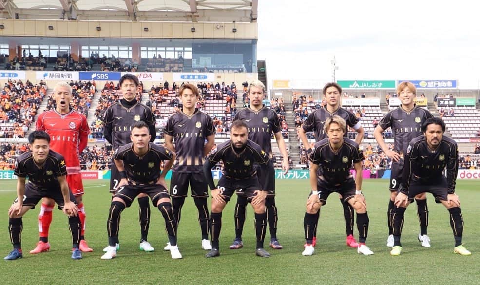 福森晃斗さんのインスタグラム写真 - (福森晃斗Instagram)「Jリーグ開幕！ 今年も北海道コンサドーレ札幌の応援よろしくお願いします！  開幕戦は引き分けてしまいましたけど、 次節ホーム開幕戦では勝ちます！ ユニフォームがカッコいい！ #北海道コンサドーレ札幌」2月19日 20時57分 - akito.f