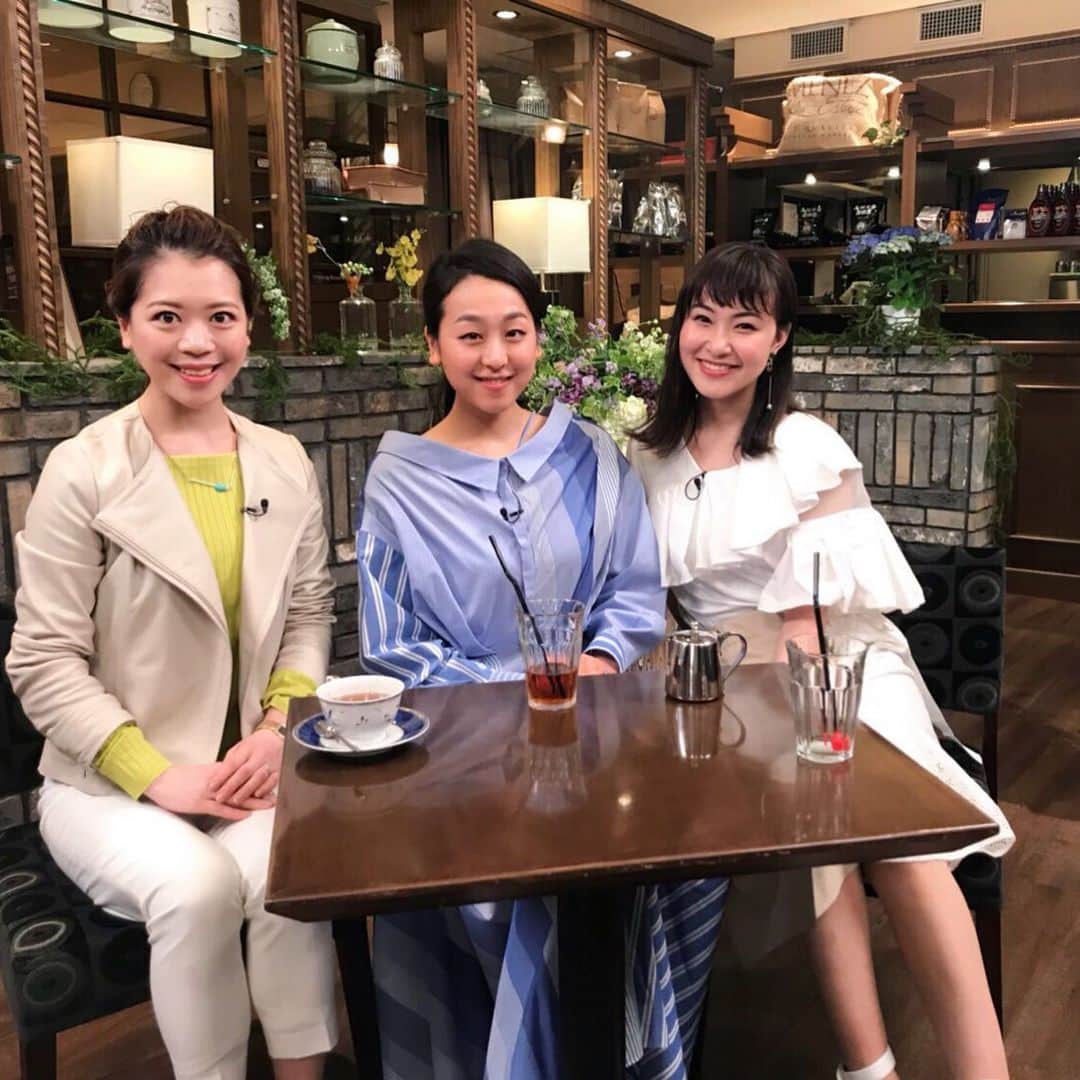 村上佳菜子のインスタグラム：「… いつかの"僕らの時代" . またこの3人でお仕事したいなぁ… . . . #浅田真央 #鈴木明子 #村上佳菜子 #僕らの時代」