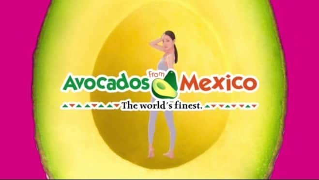 のインスタグラム：「🧡お知らせ🧡 ｢AvocadosFromMexico｣さんのCMに出演させて頂きました!!🥑 普段からよく食べてるので 現場ではたくさんのアボカドに囲まれて幸せでした💓 健康にも美容にも良いのでこれからもモリモリ食べます🥑 みんなも一緒にアボ活しましょう～🥺  #出演情報 #cm #アボカド協会 #Beauty篇 #撮影 #健康 #美容 #私の健康法 #アボカド #ヨガ #アボ活 #🥑 #japanese #actress #avocadosfrommexico #yukitsumuraya」