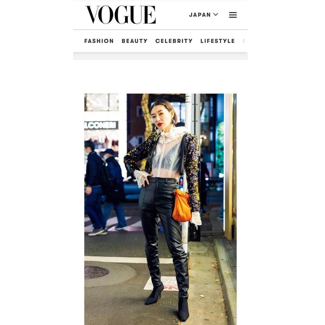 濱田茉奈のインスタグラム：「._ @voguejapan I'm on magazine and web!! So stoked!!!❤️❤️  https://www.vogue.co.jp/fashion/article/tokyo-cool-rockin-attitude  Plz check it out❤️✨ 誌面とウェブにものれてた！めっちゃ嬉しい！！ 次　しっかり　@voguejapan と仕事したいな！する！ 頑張ります❤️✨._ #vogue #voguejapan #snap #magazine #web #manahamada #濱田茉奈　#ヴォーグ #ヴォーグジャパン #tokyo #japanese #東京　#日本　#asian」