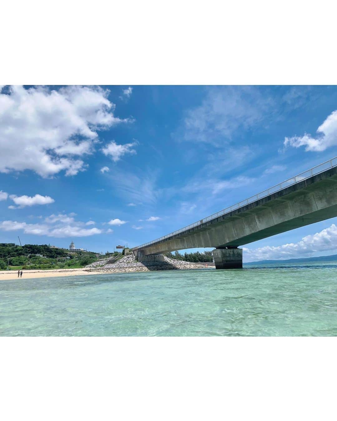 美女美容事情さんのインスタグラム写真 - (美女美容事情Instagram)「《古宇利島✈︎旅行💞🏞》 *⁠ 今回ご紹介させて頂きますのは!!👀❤︎⁠⠀ mikiさん< @_miki823 >の素敵なお写真📸⁠⠀⁠⠀⁠⠀⁠ *⁠⠀⁠⠀⁠⠀⁠⠀ 古宇利島での素敵な思い出の数々💖🖤 水着姿や沖縄コーデ、グルメ写真など盛り沢山‼️🥰 *⠀⁠⠀⁠⠀⁠⠀⁠⠀ mikiさん< @_miki823 > ⁠⠀⁠⠀⁠⠀⁠⠀ 素敵な投稿ありがとうございました☺️📸✨ *⠀⁠⠀⁠⠀⁠⠀⁠⠀ mikiさんのアカウントには他にも素晴らしい投稿が沢山ありますので是非覗いてみてくださいね💁‍♀️💙⁠⠀⁠⠀⁠⠀⁠⠀ *⠀⁠⠀⁠⠀⁠⠀⁠⠀ △▼△▼△▼△▼△▼△▼△▼△▼△▼ ⁠⠀⁠⠀⁠⠀ ❤🧡💛「美女美容事情」💚💙💜⠀⠀⠀⠀⠀⠀⠀⠀⠀⠀⠀⠀⠀⠀⁠⠀⁠⠀⁠⠀⁠⠀⁠⠀ 👇掲載ご希望の方は👇⠀⠀⠀⠀⠀⠀⠀⠀⠀⠀⠀⠀⠀⠀⠀⁠⠀⁠⠀⁠⠀⁠⠀⁠⠀ @b_b_j.jタグ付けと🖤 #ビジョビ ⁠⠀ 🖤タグ付けお願いします✨⠀⠀⠀⠀⠀⠀⠀⠀⠀⠀⠀⠀⠀⠀⠀⁠⠀⁠⠀⁠⠀⁠⠀⁠⠀ △▼△▼△▼△▼△▼△▼△▼△▼△▼ ⁠⠀⁠ #沖縄#沖縄離島#沖縄ビーチ#沖縄ドライブ #沖縄ランチ#沖縄グルメ#沖縄料理 #水着#水着コーデ#水着女子#seadress #blueseal#ブルーシール#figandviper #mini#minicooper#オープンカー#古宇利島 #サングラス女子#tommyhilfiger#kouriisland #海コーデ#夏コーデ#沖縄コーデ#国内旅行#👙」2月20日 17時06分 - b_b_j.j