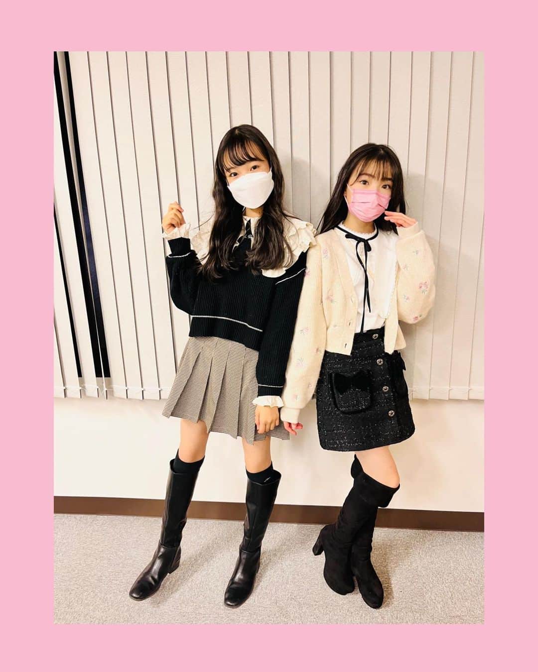 ニコ☆プチのインスタグラム：「📸  プチ㋲内ロングブーツはやってます🙆🏻‍♀️✨ 私服が似てた2人😽🖤🖤  #椛島ひなた #星乃あんな #🐈🐈」