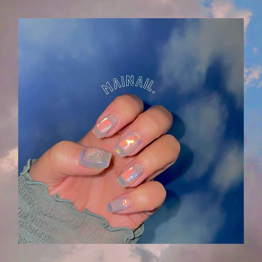 R i R y (リリー)さんのインスタグラム写真 - (R i R y (リリー)Instagram)「『氷宝石ネイル💅』　　  うるうるしてて可愛すぎる氷宝石ネイル💎 ぜひ次のネイルに参考にしてみてください💓  photo by  @maiyannail   salon: @rozabella_nail   ✴︎---------------✴︎---------------✴︎ ▶▶掲載する写真を募集中📸 カワイイ写真が撮れたら、@velle.jp をタグ付けするか、ハッシュタグ #velle_jp をつけて投稿してみてね♪ velle編集部と一緒にカワイイで溢れるvelleを創っていこう😚🤍  ✴︎---------------✴︎---------------✴︎ #ジェルネイル #ネイルアート #ハンドネイル #手元くら部 #ネイルデザイン #トレンドネイル #ジェルネイル #ネイルデザイン #ネイルアート #トレンドネイル #透け感ネイル #うるうるネイル #ちゅるちゅるネイル #うるつやネイル #韓国ネイル #チョコレートネイル #バレンタインネイル #氷宝石ネイル #宝石ネイル #うるうるネイル #氷ネイル #ジェルネイル #メルトネイル #icegemnails #chocolatenails #個性派ネイル  #美甲 #젤네일 #네일아트」2月20日 18時00分 - velle.jp