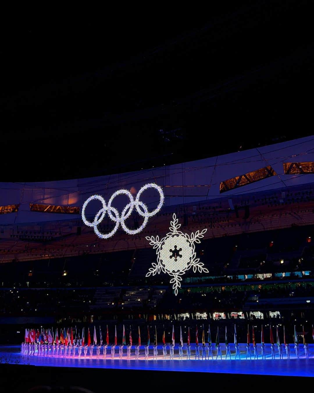 マディソン・チョックさんのインスタグラム写真 - (マディソン・チョックInstagram)「Closing Ceremony 🤩  #madisonchock #evanbates #chockbates #olympics #winterolympics #closingceremony#figureskating」2月21日 8時43分 - chockolate02