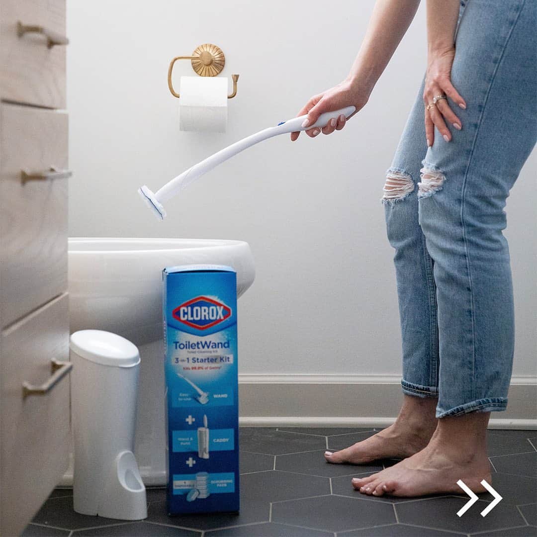 Wal-Mart Stores, Incのインスタグラム：「No one wants to get cleaned up in a bathroom that’s not clean. Stock up on all the essentials you need to make cleaning your bathroom easy. ✨ | 📸: @thetidyhomenashville @whowaitwalmart」
