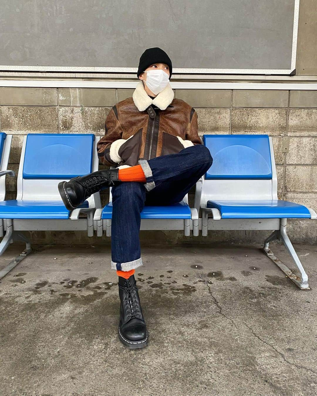 守屋光治さんのインスタグラム写真 - (守屋光治Instagram)「暖かアウター🍊 デニムは最近、リーバイス501しか履いてない気がする。。 #ボア #アビエーター #levis」2月21日 20時22分 - kojimoriya327