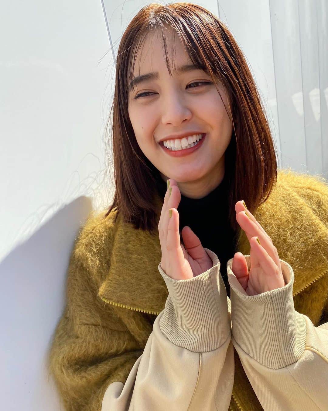 山崎紘菜のインスタグラム：「👏 5月14日に幕張メッセで開催される 「Rakuten GirlsAward 2022 SPRING/SUMMER」 への出演が決定しました！ 久しぶりのガルアワ！うれしい〜✨ よろしくお願いします🧚‍♀️  公式WEBサイト☟ girls-award.com #ガルアワ」