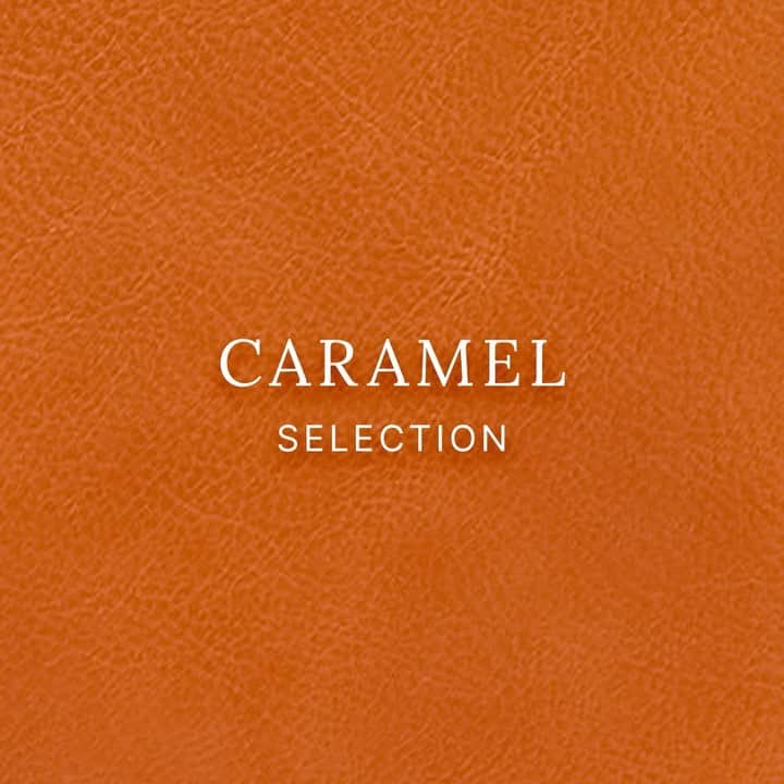 イルビゾンテのインスタグラム：「Welcome to the SS22 Caramel World 🧡 #ilbisonte #ilbisontefirenze #caramel #sustainability #leatherbag #ss22 #cowhide」