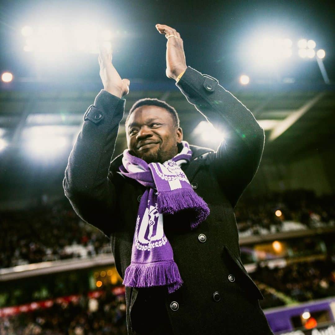 ヴァンサン・コンパニのインスタグラム：「One of @rscanderlecht ‘s kindest and most talented. Good to see you Aruna. 👊🏾」