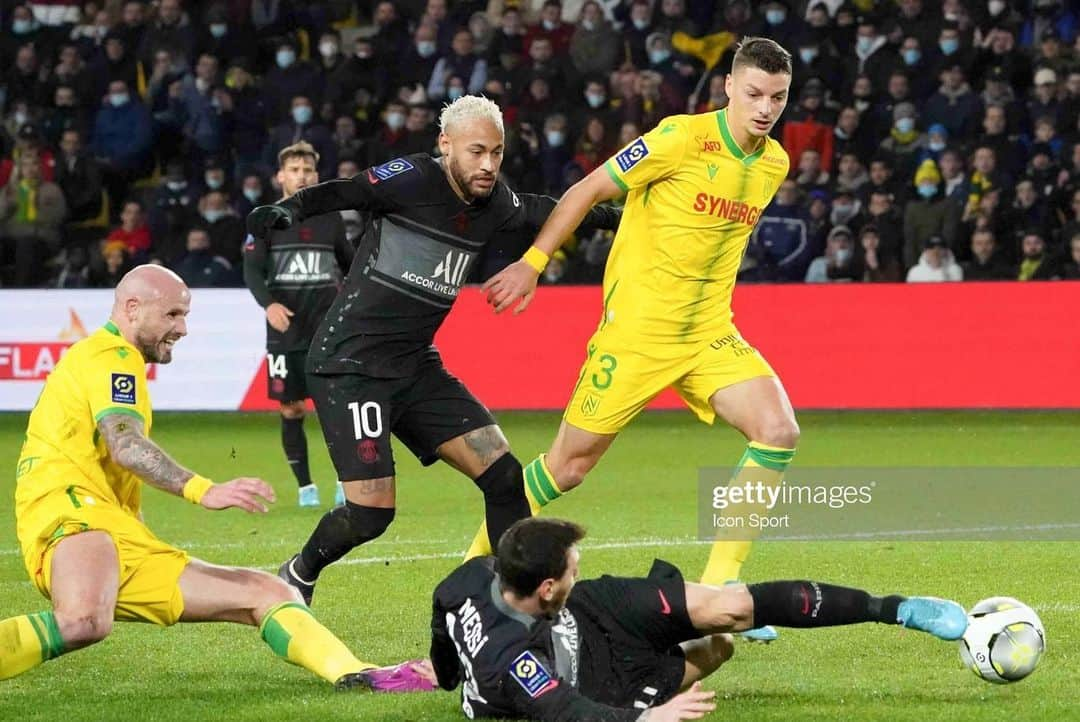 アンドレイ・ジロットのインスタグラム：「What a match! 💪🏼🔰🤩」