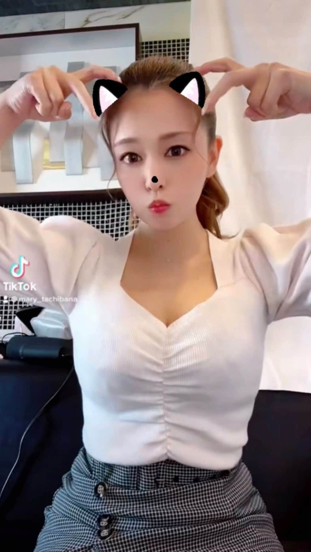 橘メアリーのグルメインスタ