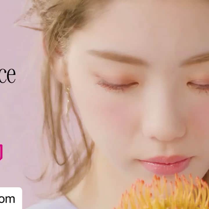 のインスタグラム：「@elegance_cosmetics  のマスカラが本当可愛くて❤️  大人でも使えるアンティークピンクは春に欠かせないアイテム！  マンネリメイクにプラスするだけで一瞬で春メイクにチェンジできますよ💕 是非チェックしてみてください✨  #高橋里帆メイク#中村里帆　ちゃん#エレガンス#春メイク#マスカラ#マンネリ#化粧品#メイク#beauty #beautiful #美的  #Repost @bitekicom with @make_repost ・・・ まつげ1本1本の長さとボリュームをアップしながら、驚くほど軽い仕上がりと美しい色づきをかなえるエレガンスの新作マスカラ。今回は注目の限定色、大人ガーリーなくすみピンクで春メイクにトライ！ #elegance #エレガンス #マスカラ #メイク #春メイク #高橋里帆 #中村里帆 #PR #コスメ #コスメレポ #メイクアップ」