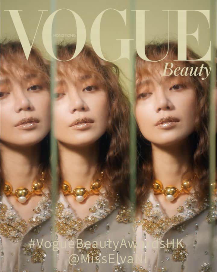 Elva Niのインスタグラム：「Beauty begins the moment you decide to be yourself 💚 @VogueHongKong #VogueBeautyAwardsHK   Art Director: Kat Yeung Videographer: Lewis Lau Producer: Ceci Wong Makeup Artist: Janice Lam Hair stylist: Sing Tam Fashion Assistants: Foxla Chiu & Pianca Ngan Videography Assistants: Carlos & Jack Gaffer: Jayco Venue: The St.Regis Hong Kong Wardrobe: Miu Miu」
