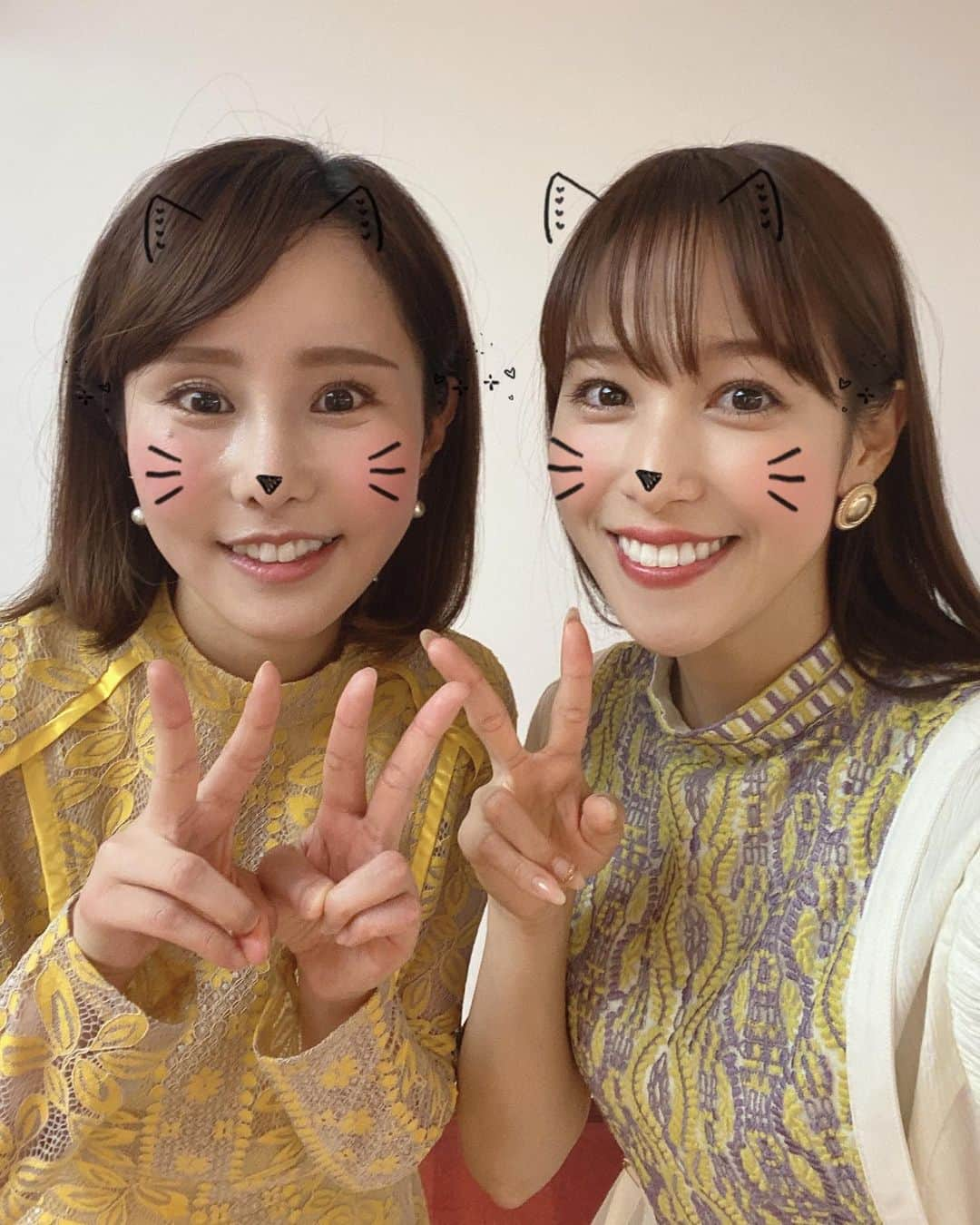 鷲見玲奈さんのインスタグラム写真 - (鷲見玲奈Instagram)「. 猫の日🐱 馬場ももこちゃんと一緒でしたー💛  いっぱい笑った😂 またお知らせしますね！！  そしてただいまナゾトレ放送中です✨ こちらもぜひ☺️  #猫の日」2月22日 20時08分 - sumi__reina