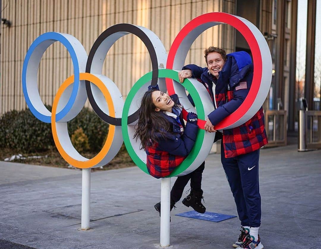 エヴァン・ベイツのインスタグラム：「These Games had everything. Some euphoria and some heartbreak. Achieving personal bests and winning an Olympic medal, yet leaving empty-handed.  Our experience has reinforced our desire to fight for what we believe in: the Olympic spirit of friendship, solidarity and fair play.  Whatever comes next, these lessons will serve as a reminder of what’s important and what’s worth fighting for.  📸: @oliviasmartx」