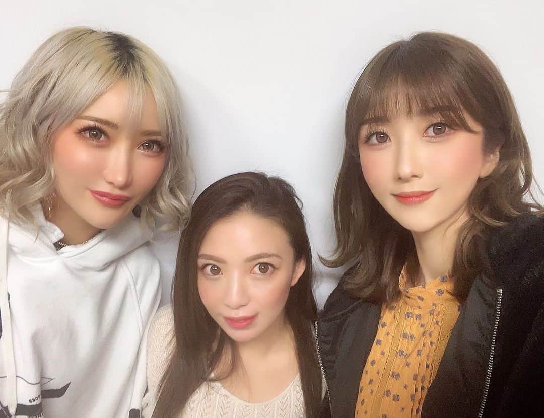 のインスタグラム：「とあるYouTube番組の 収録でした😊 番組のYouTuberさんのお名前は まだ内緒です🌸  後日発表しますね🥳 #youtube  #youtuber」