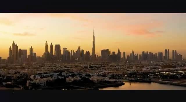 マルコ・マテラッツィのインスタグラム：「Are you Ready ?  Here is something that you don’t want to miss.  9th & 10th March 2022 !!  📍 Sofitel #Dubai   Experience Dubai like never before.  @Qaaa_official @michamaverick @rutgerschumer @fabio_cordella @edwardmeijers  #QAaa #Qommodity #Globaltech #summit」