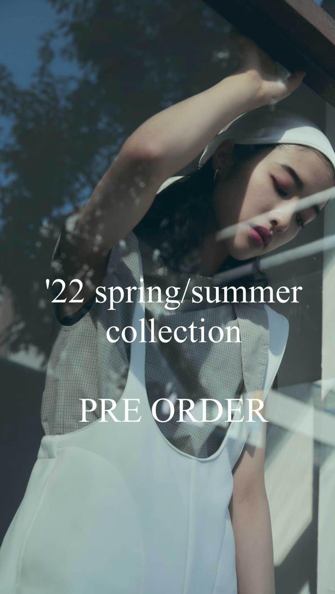 山内一世のインスタグラム：「@meer._official  '22ss PRE ORDER LIVE  ご予約は2/28(mon.)23:59までです🤍」