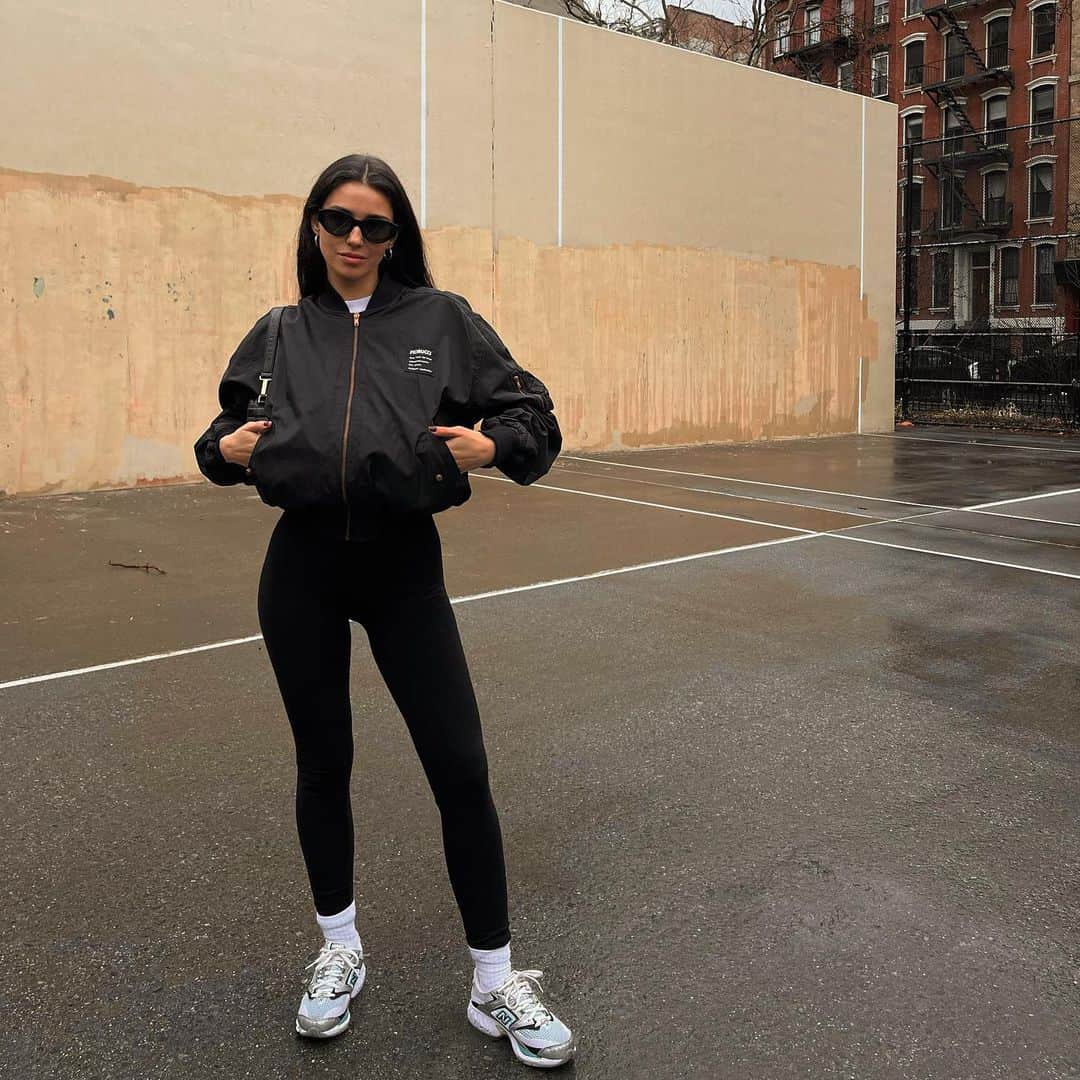 Ashley Skyのインスタグラム：「☔️☔️☔️」