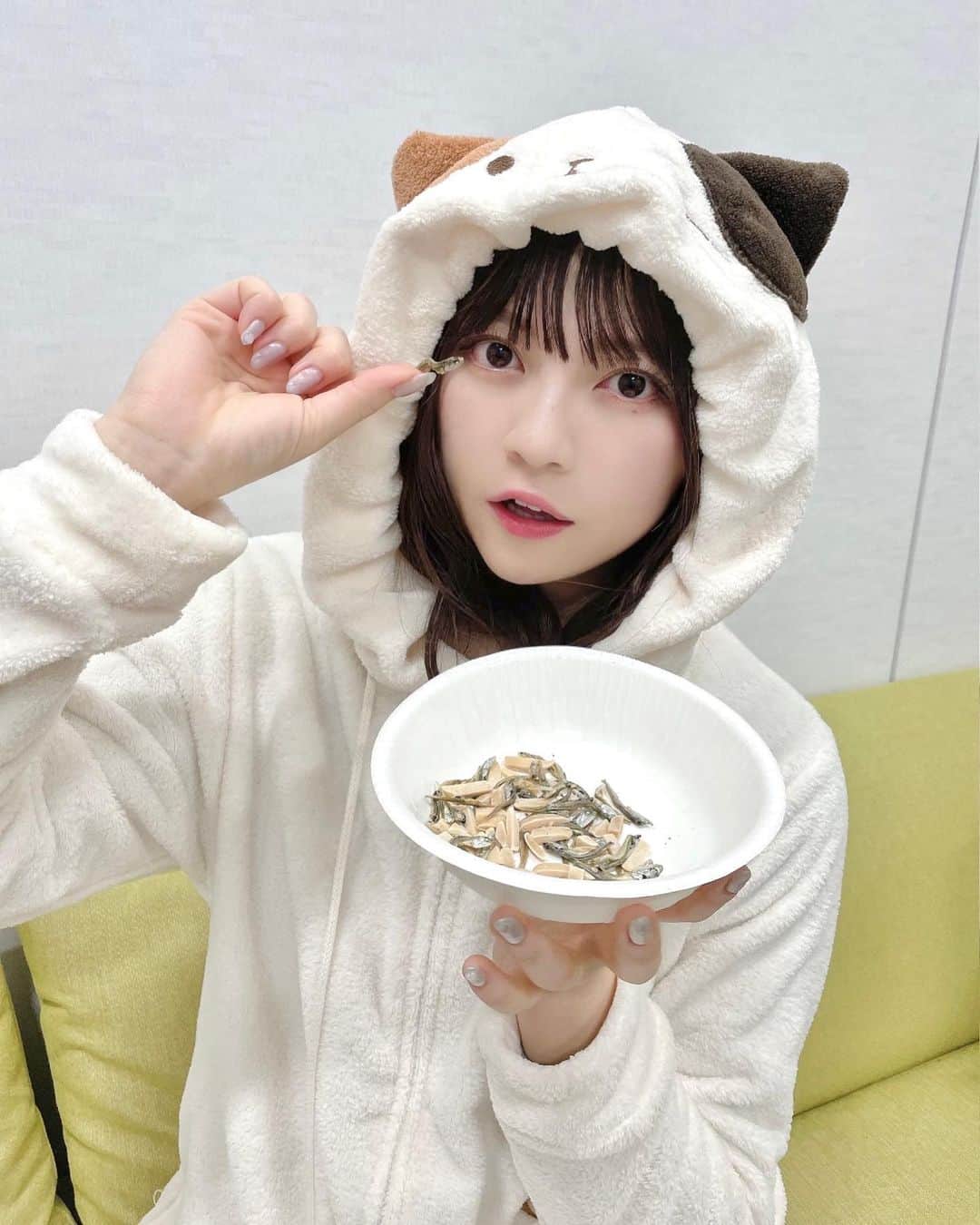廣川奈々聖さんのインスタグラム写真 - (廣川奈々聖Instagram)「猫の日に、間に合わなかったにゃんこさんです、、🐶🐟 ⁡ ⁡ ⁡ #スーパー猫の日 #ねこのいる生活」2月23日 21時07分 - nanaseven7_u_u