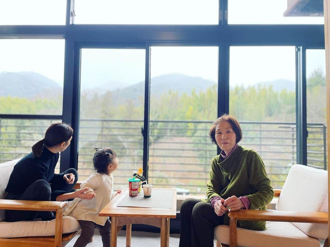 眞鍋さゆりさんのインスタグラム写真 - (眞鍋さゆりInstagram)「有馬温泉の由緒ある旅館でバースデー祝っていただきました㊗️  家族に感謝 今年も一年皆が健康で笑って過ごせますように  Thank you   #有馬温泉」2月23日 21時26分 - sayurimanabe0223