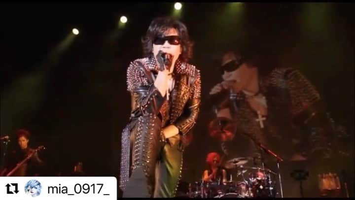 MiA のインスタグラム：「#Repost @mia_0917_ with @make_repost ・・・ Toshlさん(X JAPAN)ライブDVDにギターで参加させて頂きました！ フルverお買い求めはこちら↓ http://toshi-samuraijapan.com/goods/  DVD「Toshl バレンタインROCK祭り VISUAL ROCK NIGHT 2017.2.12」」