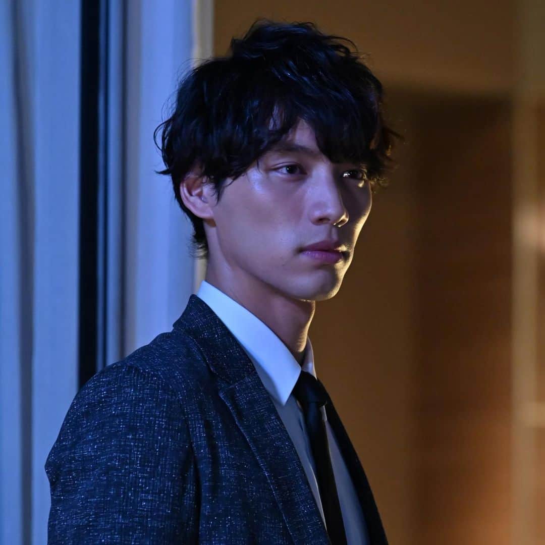 福士蒼汰のインスタグラム：「本日より Amazonプライムvideoにて 『星から来たあなた』 配信スタートされました！」