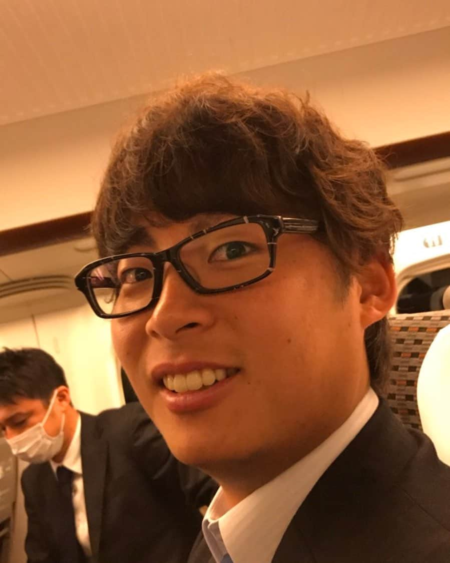 野村祐輔のインスタグラム：「いっちーもInstagram始めました。 皆さんよろしくお願いします🥺」