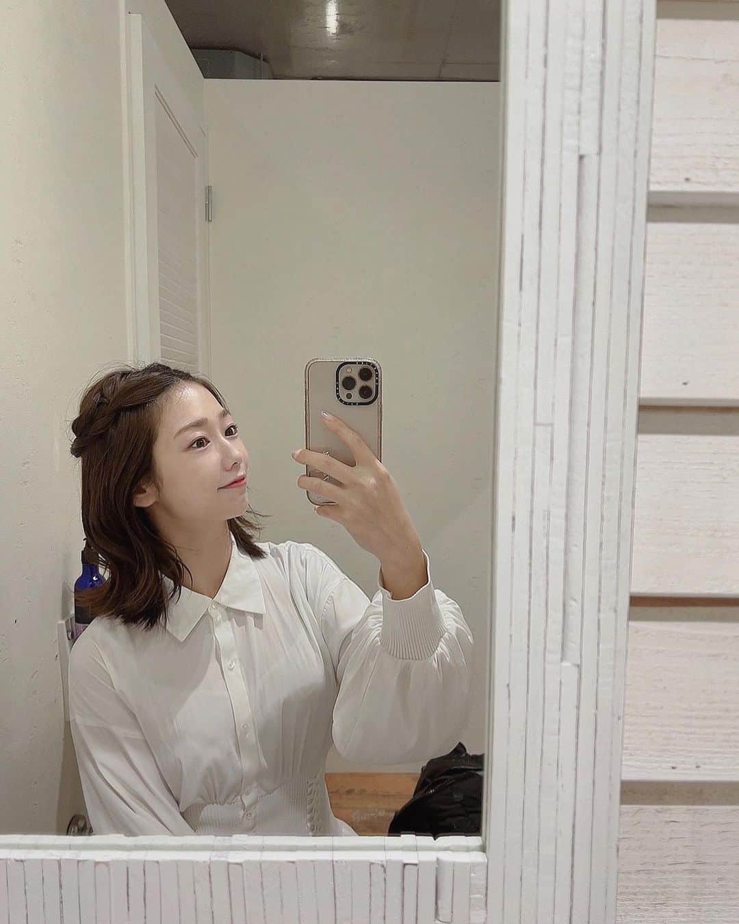 のインスタグラム：「⌇𝘵𝘰𝘵𝘢𝘭 𝘣𝘰𝘥𝘺 𝘴𝘢𝘭𝘰𝘯 𝘕 ✯ ⁡ 骨折を2回してから⇦ 「整える」にはまった今年。 ⁡ 顔の歪みを(@salon.n_ebisu )で 調整してもらっています🌈 ⁡ 首と肩、鎖骨まで流してもらえて スッキリして帰ってます◎ ⁡ いつも、根本さん (@salon.n.nemo ) ありがとうございます🦄 ⁡ _______________________ #小顔矯正 #美容」