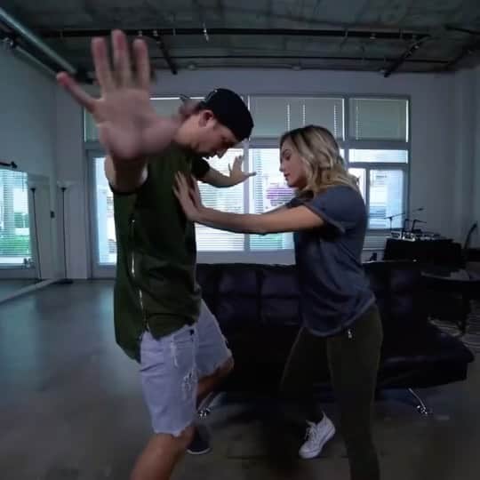 チャチー・ゴンザレスのインスタグラム：「Petition to have @mattsteffanina come to Finland and dance with me again 💃🏻🕺🏼」