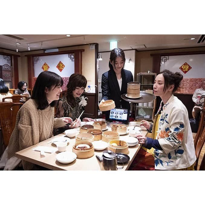 谷本琳音さんのインスタグラム写真 - (谷本琳音Instagram)「お知らせ🥟  チャンネルNECOオリジナルドラマ #タベホの女 ~女3世代満腹日記~ 第2話 招福門編に出演します  心もお腹もいっぱいになれる グルメドラマです  2月26日18:10〜 第2話まで一挙放送 お楽しみに！」2月24日 19時59分 - rion_tanimoto