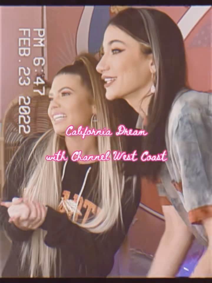 シャネル・ウエスト・コーストのインスタグラム：「#CaliforniaDreaming w/ @lexypanterra 💖 tune in every Wednesday to my live stream show on @bigolive.usa 😘」