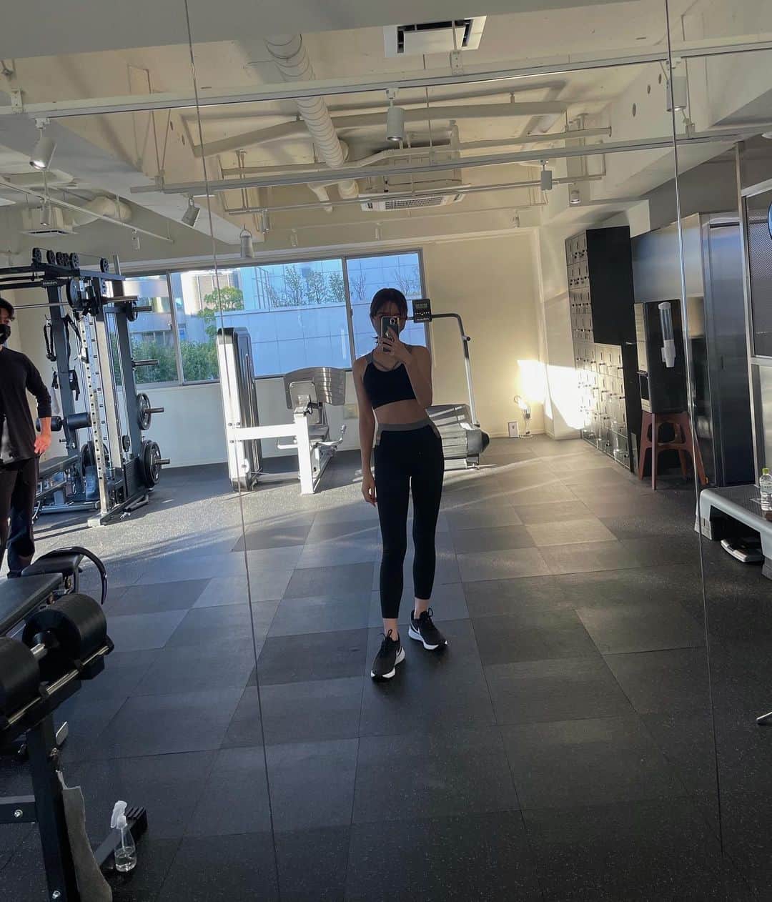 岩本知世のインスタグラム：「やっと行けた🙂 いつもトレーナーさんが自分の身体にあったメニュー組んでくれるからありがたい🙏 . . #EXEED」