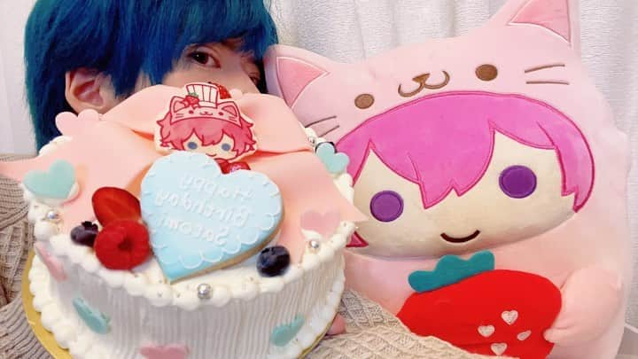 さとみさんのインスタグラム写真 - (さとみInstagram)「✨🍰誕生日です🍰✨  沢山お祝いしてくれてありがとう🐱💗 幸せな一日！！！ ここでも祝って🥺」2月24日 19時02分 - satoniya_