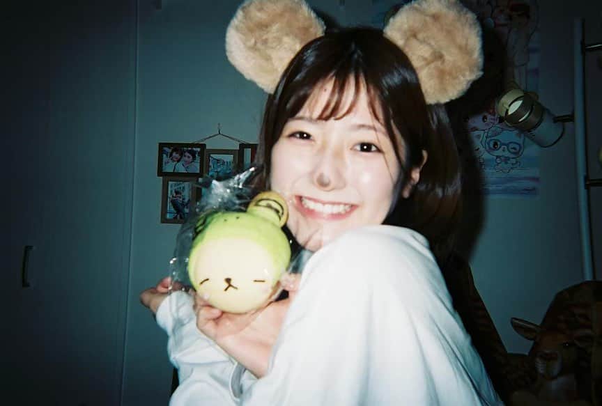 加藤一華さんのインスタグラム写真 - (加藤一華Instagram)「. ＼なるきちさーーん！／  #なるきち #たぬきち #どうぶつの森  #あつ森  #film #フィルムカメラ  #写ルンです #エモスタグラム #ちゃんちゃんこ着たら本当に昔の写真😂 #似たようなパン🥐 #Photobyわたし」2月24日 23時04分 - ichika_kato