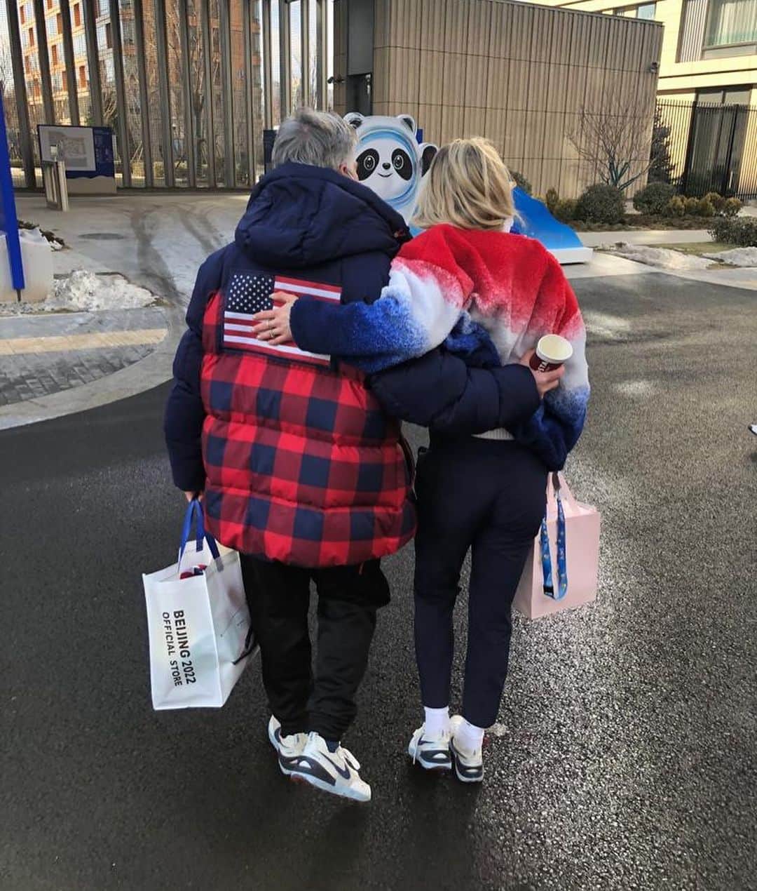 アシュリー・ケインのインスタグラム：「Thank you dad❤️  For being there for me, for showing me the way, for being patient, for believing in me and encouraging me to dream.   Beyond grateful I got to experience all of this with you!」