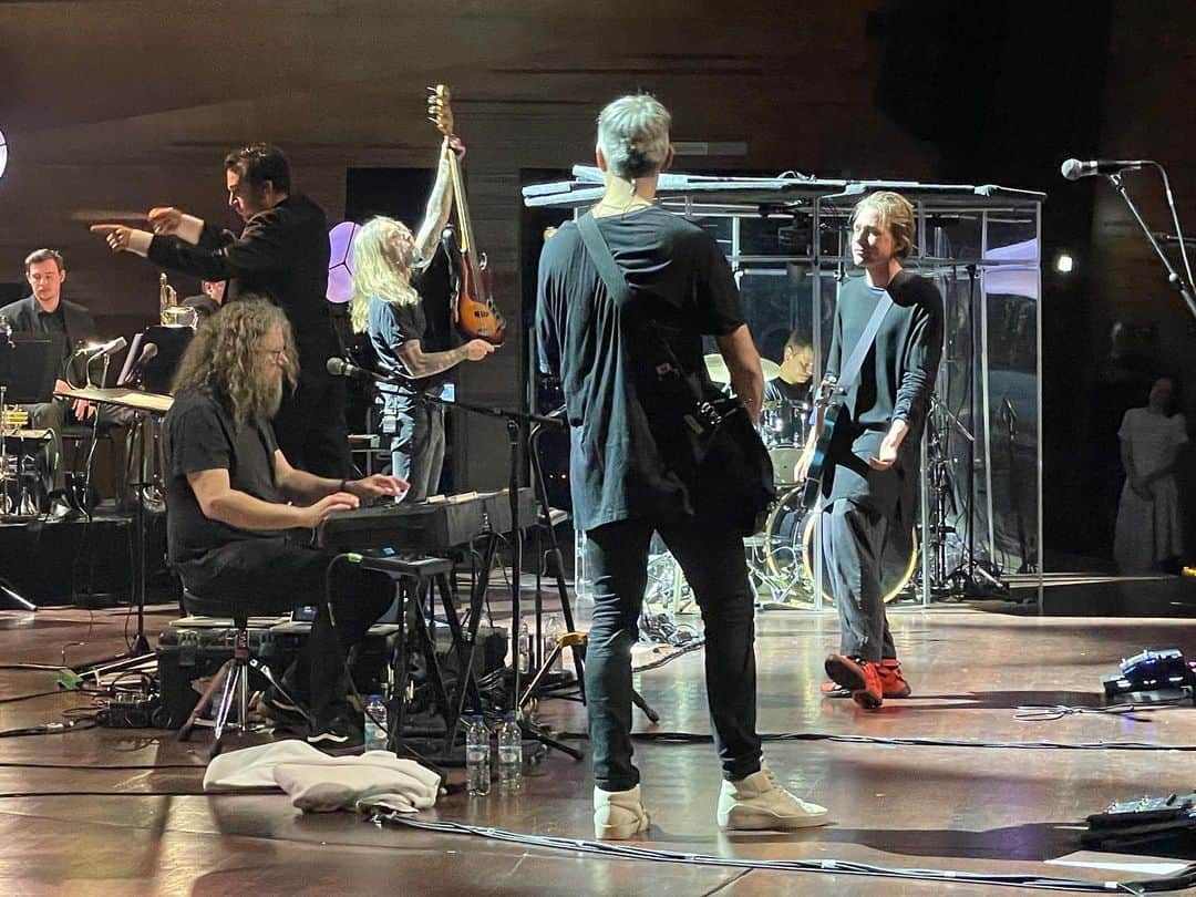 ミューさんのインスタグラム写真 - (ミューInstagram)「Tak København! Yesterday was such a perfect end to this tour with @dkunderholdningsorkester which we have enjoyed immensely! Thank you to all who attended 🧡It means a lot to us!」2月25日 1時42分 - mewofficial