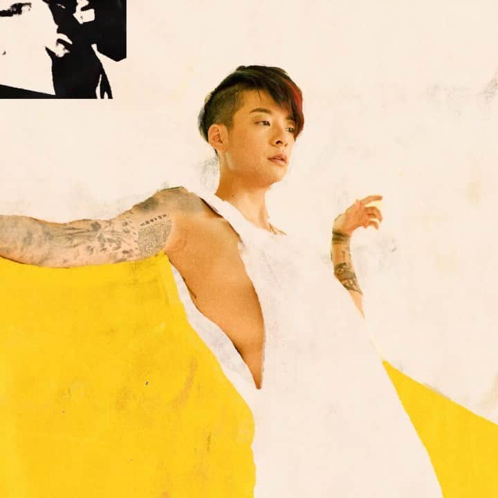 アンバー のインスタグラム：「Z! IS OUT ON ALL PLATFORMS! Thank you so much to everyone who has made this happen. Figuring myself out, healing from things, and trying to love me for me. At times, it would’ve been easier to quit and stop everything but i choose to be better everyday. A lot people used me and broke me but i’m still here and stronger than ever. I hope whoever out there is struggling, feels alone and lost, just wanna say that its okay. It’s okay. You are not alone. You are worthy, you are awesome, you are beautiful. Thank you again for always believing in me. I hope you guys enjoy the music and the stories and much as the fam and i enjoyed making them!」