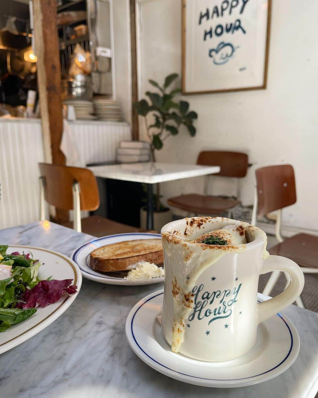 山根千佳のグルメインスタ
